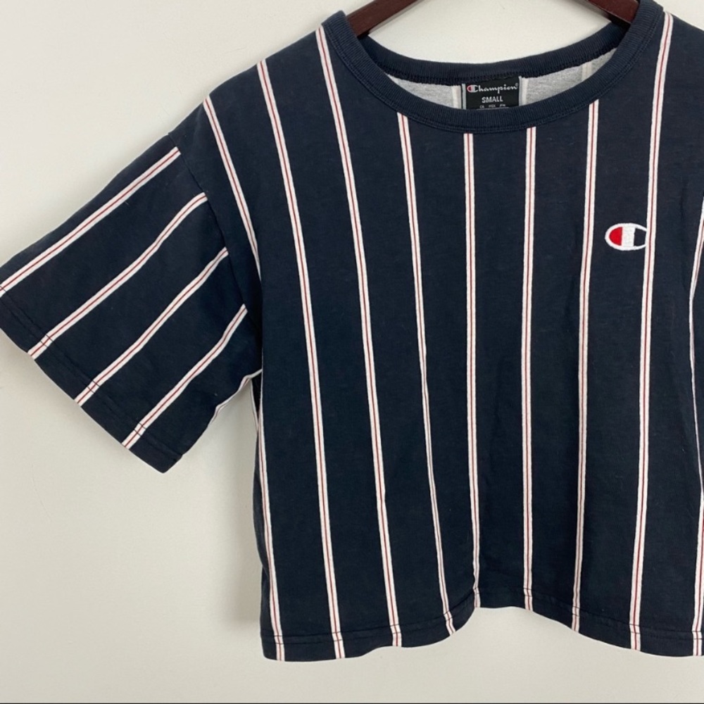 Champion Blue Striped Cropped Basic Round Neck Sh… - image 3
